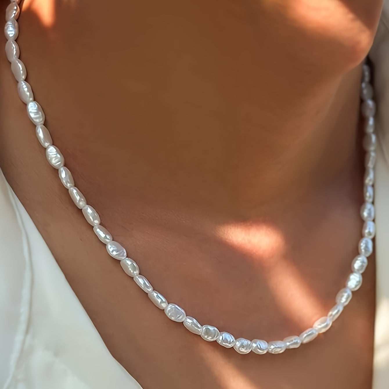 Elegant Baroque Faux Pearl Necklace with Adjustable Chain